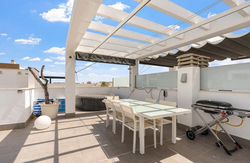 2 bedroom Penthouse for sale in La Zenia with pool garage - € 319,000 (Ref: 9488668)