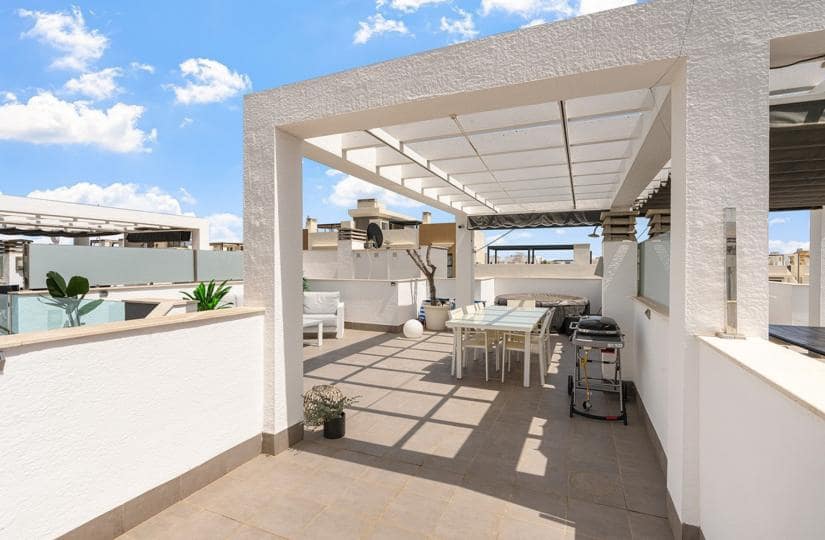 2 bedroom Penthouse for sale in La Zenia with pool garage - € 319,000 (Ref: 9488668)