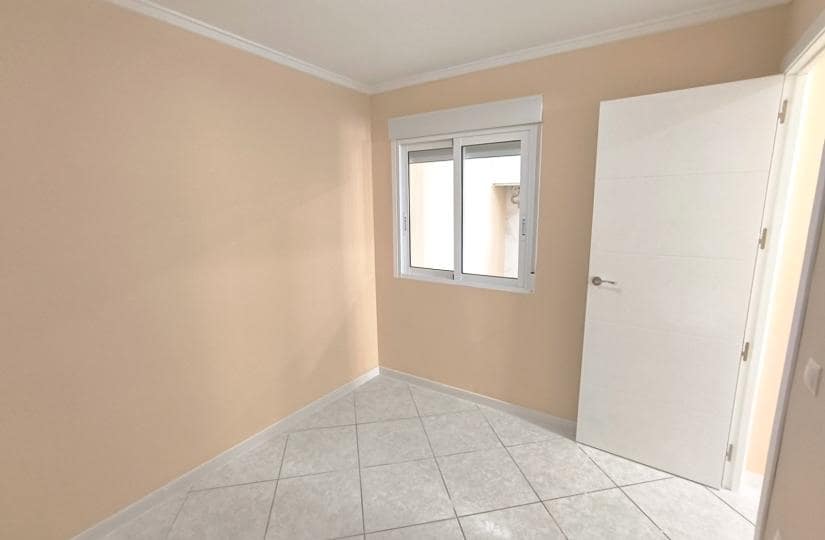 2 soveværelse Bungalow til salg i Torrevieja - € 119.000 (Ref: 9490931)