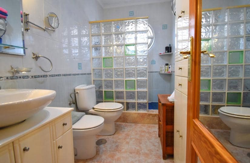 2 soveværelse Villa til salg i Playa Flamenca med swimmingpool garage - € 175.000 (Ref: 9497080)