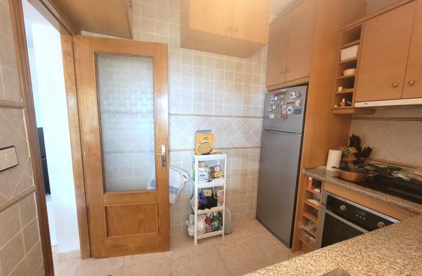 3 soverom Kjedet enebolig til salgs i Los Montesinos med svømmebasseng garasje - € 215 000 (Ref: 9498950)