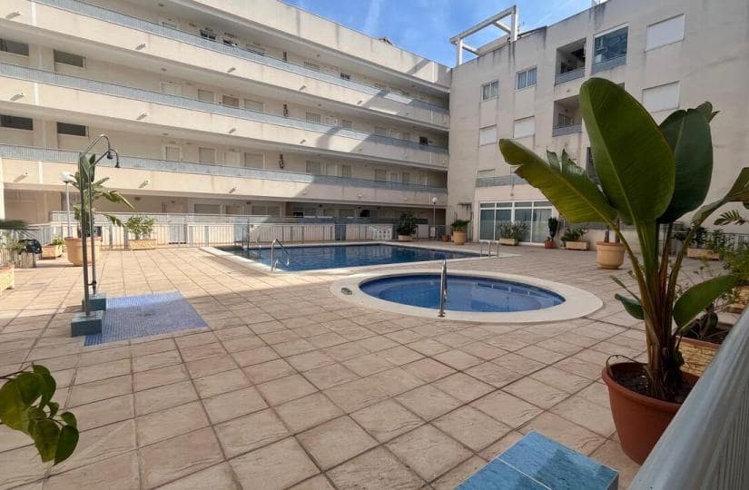 2 bedroom Apartment for sale in Almoradi with pool - € 119,995 (Ref: 9499502)