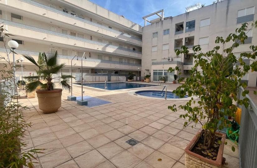2 bedroom Apartment for sale in Almoradi with pool - € 119,995 (Ref: 9499502)