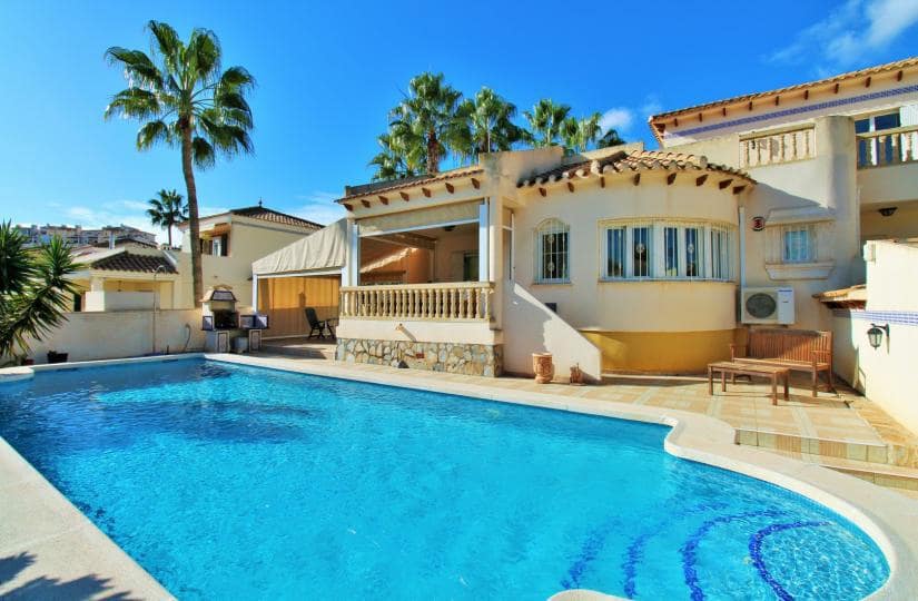 3 sovrum Villa till salu i Dehesa de Campoamor med pool garage - 465 000 € (Ref: 9499518)
