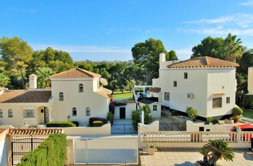 3 sovrum Villa till salu i Dehesa de Campoamor med pool garage - 465 000 € (Ref: 9499518)