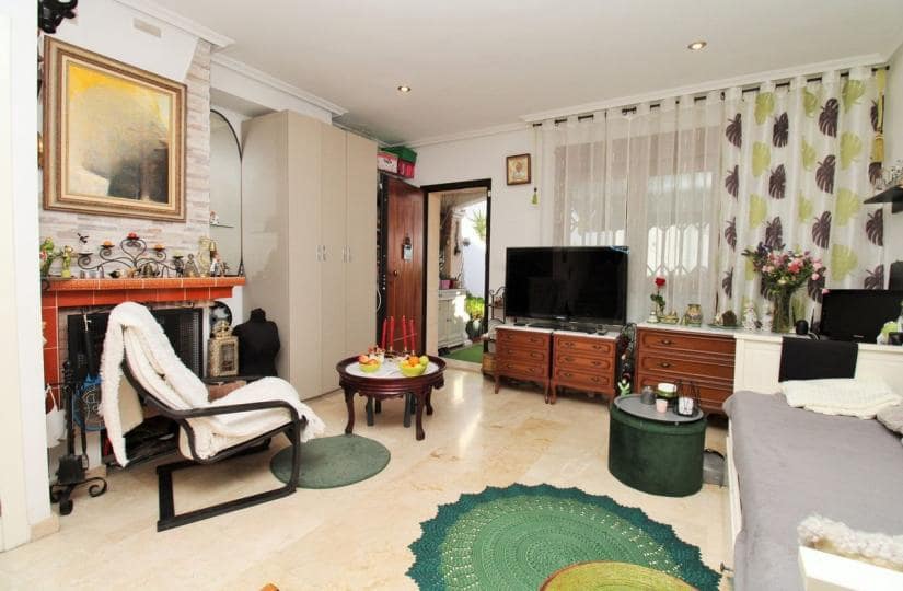 Casa de 2 habitaciones en Orihuela Costa en venta con piscina garaje - 225.000 € (Ref: 9499519)