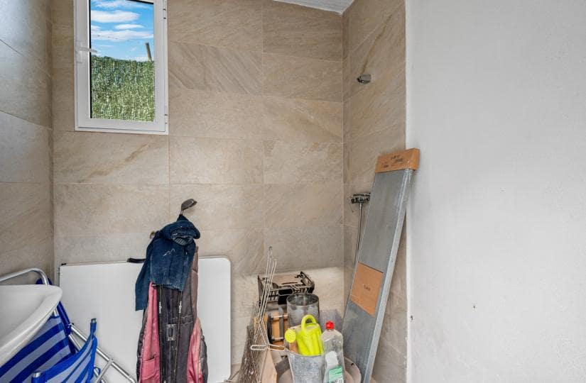 3 soveværelse Finca/Landehus til salg i Elche / Elx med swimmingpool garage - € 399.000 (Ref: 9499540)