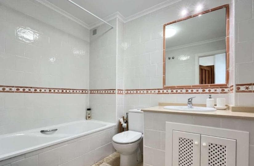 2 sypialnia Apartament na sprzedaż w Playa Flamenca z basenem garażem - 189 900 € (Ref: 9499541)