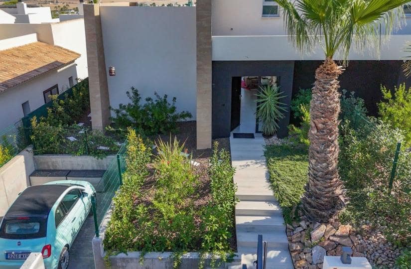 3 soverom Kjedet enebolig til salgs i Algorfa med svømmebasseng garasje - € 525 000 (Ref: 9499542)