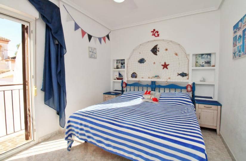 3 bedroom Apartment for sale in Playa Flamenca with pool - € 269,000 (Ref: 9499559)