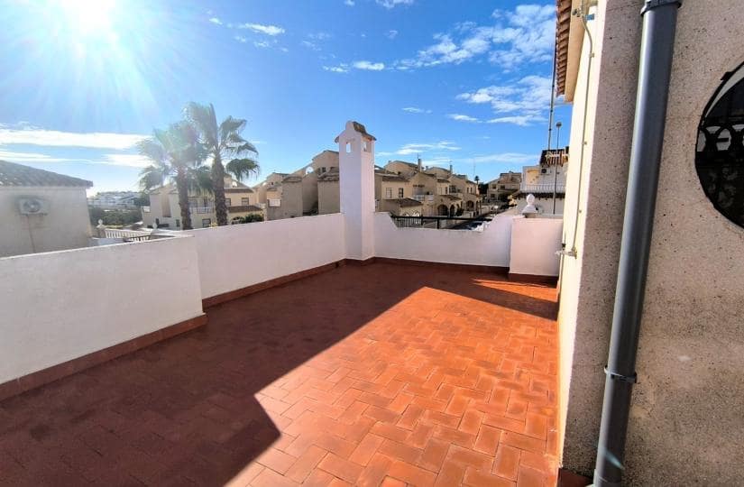 3 soveværelse Semi-Rækkehus til salg i Los Altos med swimmingpool garage - € 210.000 (Ref: 9499560)