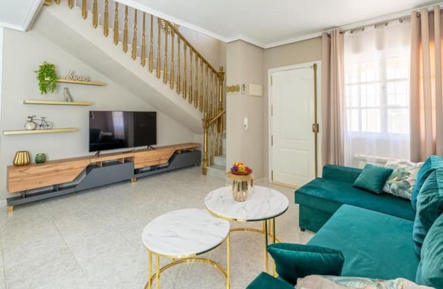 3 soverom Hus til salgs i Los Balcones med svømmebasseng garasje - € 360 000 (Ref: 9499561)