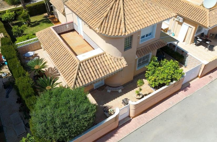 3 soverom Hus til salgs i Los Balcones med svømmebasseng garasje - € 360 000 (Ref: 9499561)