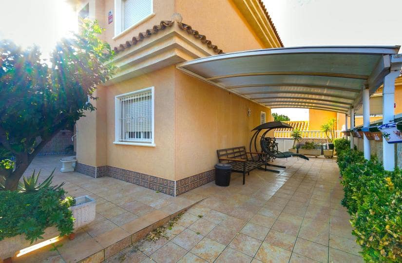 3 soverom Hus til salgs i Los Balcones med svømmebasseng garasje - € 360 000 (Ref: 9499561)