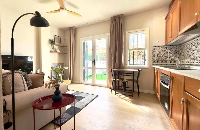 1 soveværelse Lejlighed til salg i La Regia med swimmingpool - € 119.000 (Ref: 9499562)