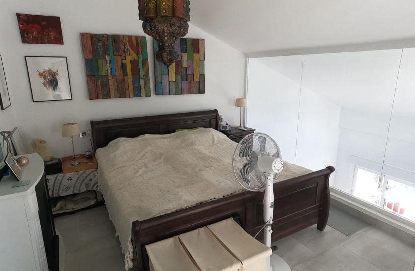 3 soverom Kjedet enebolig til salgs i Algorfa med svømmebasseng garasje - € 298 000 (Ref: 9499563)