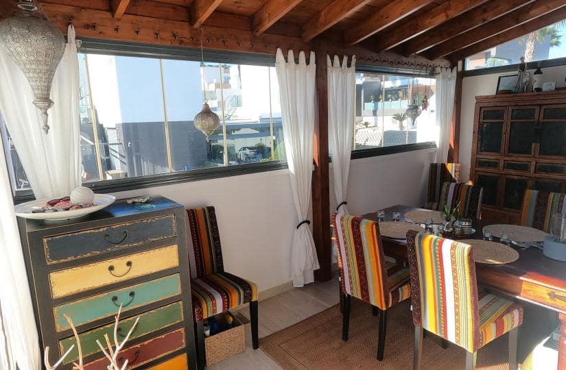 3 soverom Kjedet enebolig til salgs i Algorfa med svømmebasseng garasje - € 298 000 (Ref: 9499563)