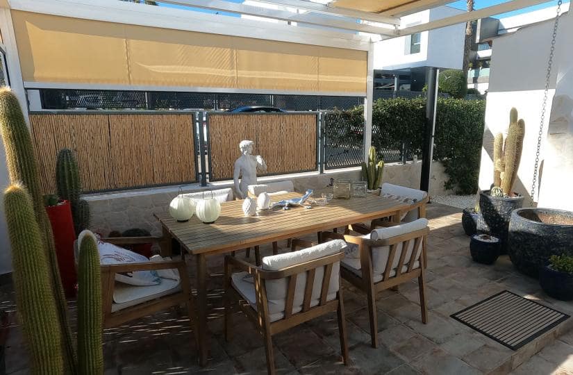 3 soverom Kjedet enebolig til salgs i Algorfa med svømmebasseng garasje - € 298 000 (Ref: 9499563)