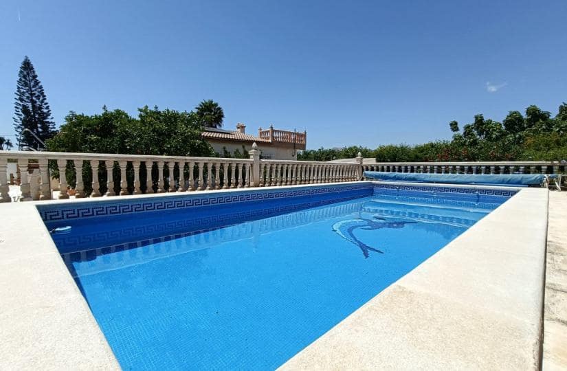 3 bedroom Finca/Country House for sale in Albatera with pool garage - € 330,000 (Ref: 9499564)