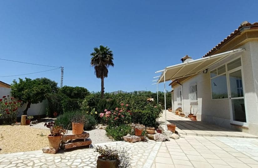 3 bedroom Finca/Country House for sale in Albatera with pool garage - € 330,000 (Ref: 9499564)