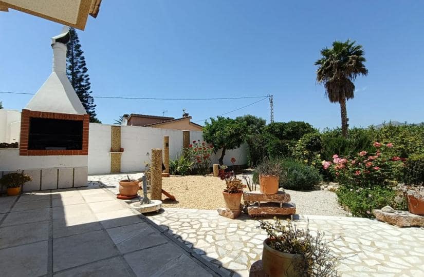 3 bedroom Finca/Country House for sale in Albatera with pool garage - € 330,000 (Ref: 9499564)