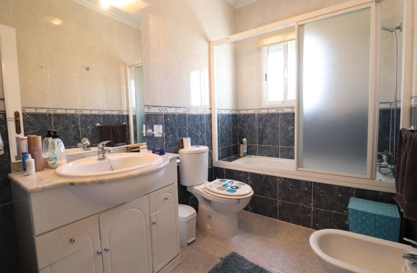 3 soverom Finca/Herregård til salgs i Catral med svømmebasseng garasje - € 330 000 (Ref: 9499565)