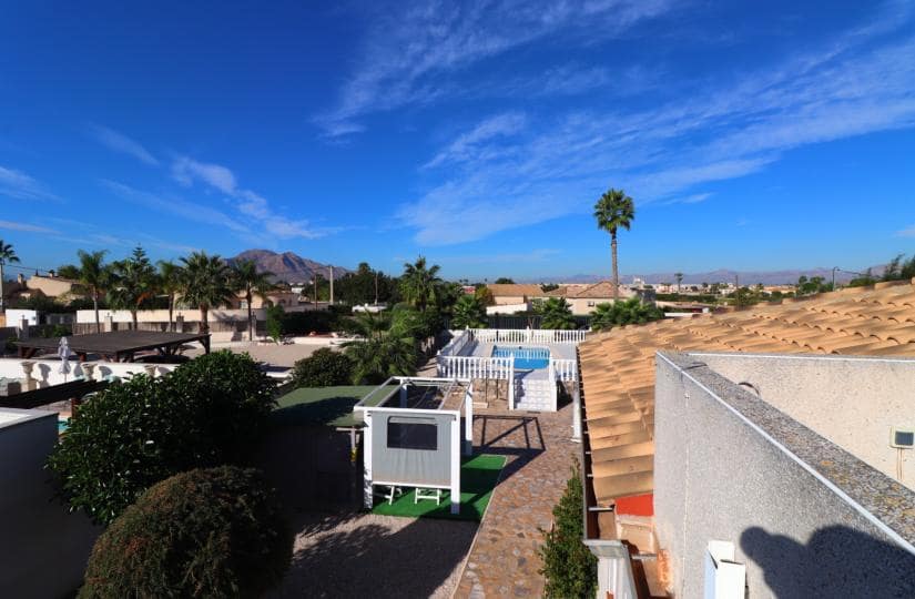 3 soverom Finca/Herregård til salgs i Catral med svømmebasseng garasje - € 330 000 (Ref: 9499565)