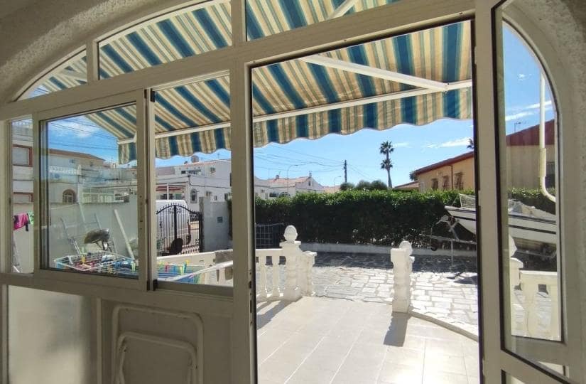 2 slaapkamer Villa te koop in El Chaparral met zwembad garage - € 325.000 (Ref: 9499566)