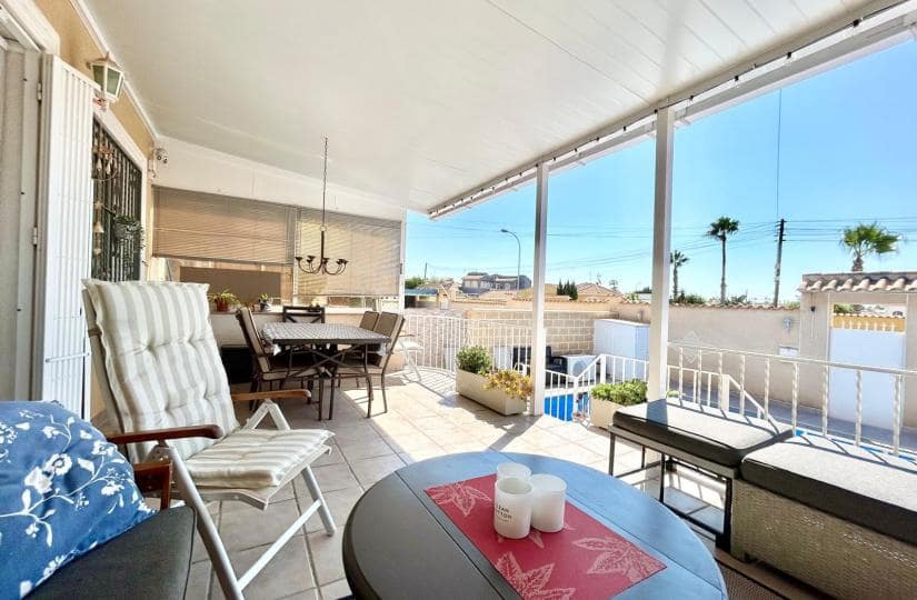 3 sovrum Villa till salu i La Siesta med pool garage - 335 950 € (Ref: 9499662)