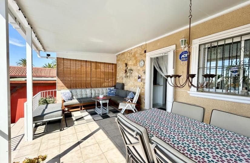 3 sovrum Villa till salu i La Siesta med pool garage - 335 950 € (Ref: 9499662)