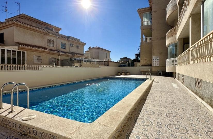 2 bedroom Apartment for sale in Playa Flamenca with pool garage - € 199,000 (Ref: 9499663)