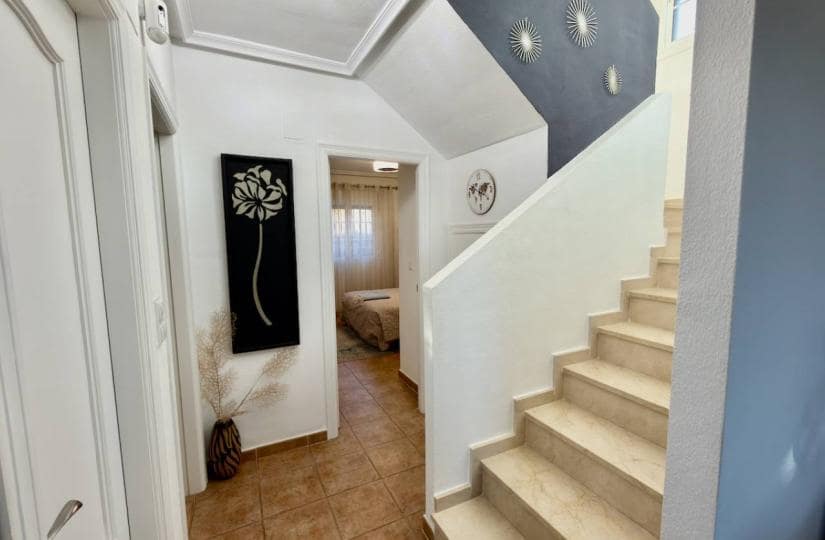 3 soveværelse Villa til salg i El Raso med garage - € 325.000 (Ref: 9499664)