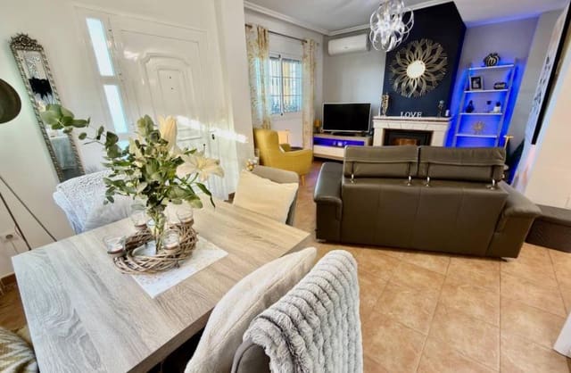 3 soverom Villa til salgs i El Raso, Guardamar del Segura med garasje - € 325 000 (Ref: 9499664)