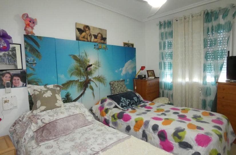 1 slaapkamer Appartement te koop in Algorfa met zwembad garage - € 75.000 (Ref: 9499665)