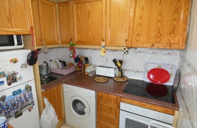1 slaapkamer Appartement te koop in Algorfa met zwembad garage - € 75.000 (Ref: 9499665)