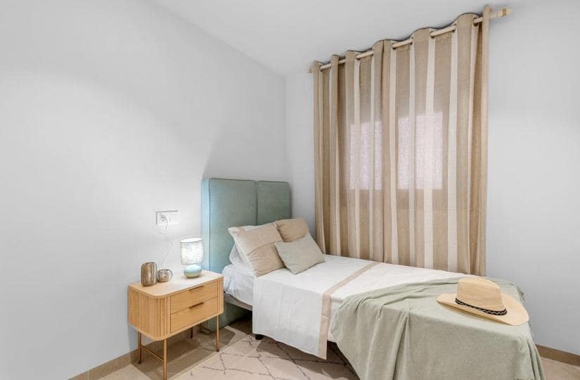 3 bedroom Apartment for sale in Jacarilla with pool - € 187,000 (Ref: 9499685)