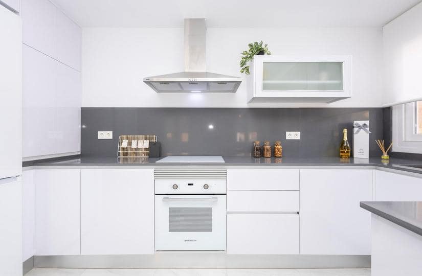 2 bedroom Apartment for sale in Jacarilla with pool - € 139,000 (Ref: 9499686)