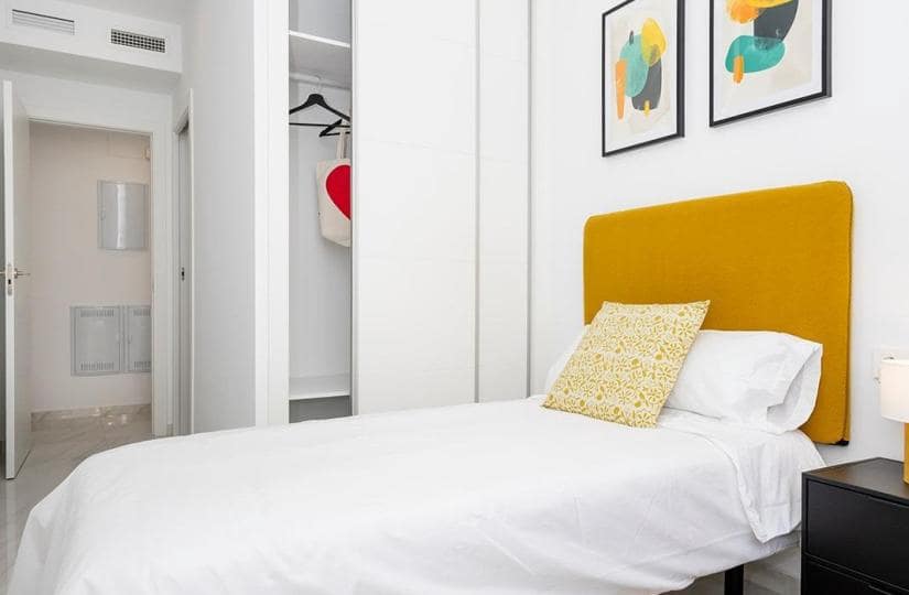 2 bedroom Apartment for sale in Jacarilla with pool - € 139,000 (Ref: 9499686)