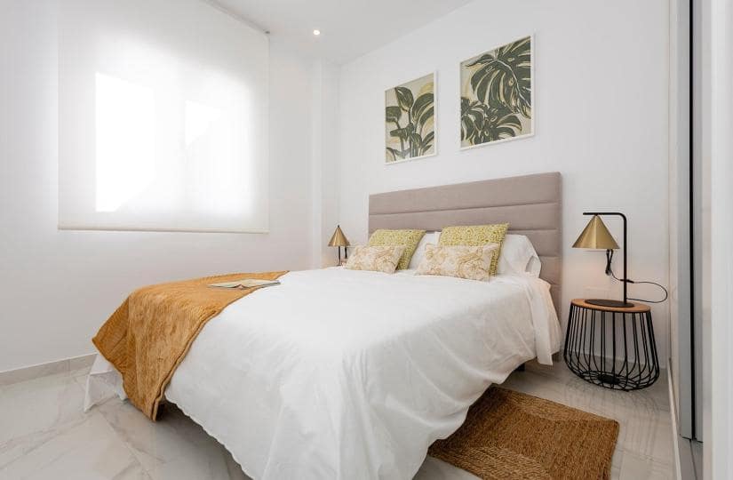 2 bedroom Apartment for sale in Jacarilla with pool - € 139,000 (Ref: 9499686)