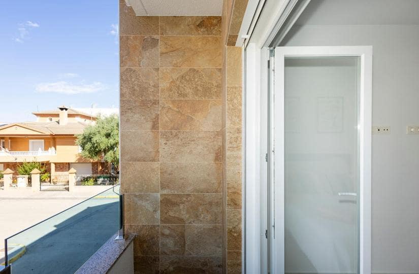 2 bedroom Apartment for sale in Jacarilla with pool - € 139,000 (Ref: 9499686)