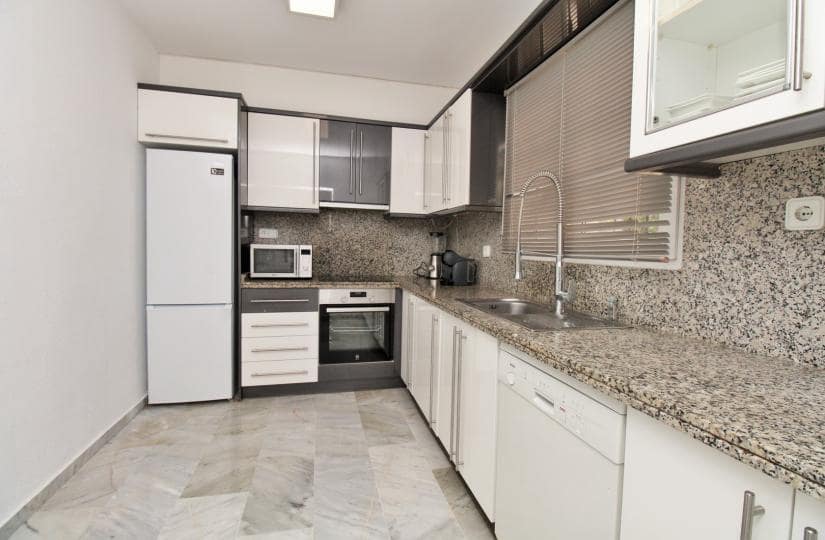 3 bedroom Villa for sale in Dehesa de Campoamor with pool garage - € 465,000 (Ref: 9499941)