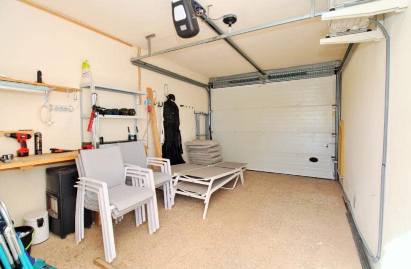 3 bedroom Villa for sale in Dehesa de Campoamor with pool garage - € 465,000 (Ref: 9499941)