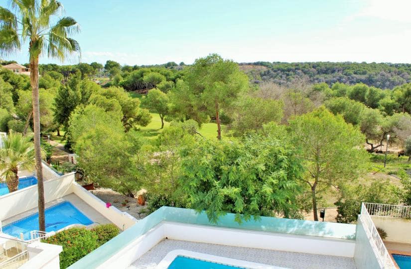 3 bedroom Villa for sale in Dehesa de Campoamor with pool garage - € 465,000 (Ref: 9499941)