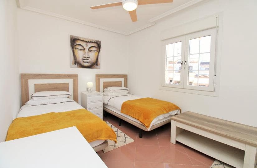 3 soveværelse Semi-Rækkehus til salg i Los Dolses med swimmingpool garage - € 375.000 (Ref: 9499942)