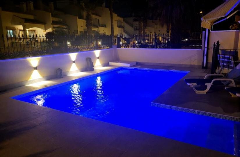 3 soveværelse Semi-Rækkehus til salg i Los Dolses med swimmingpool garage - € 375.000 (Ref: 9499942)