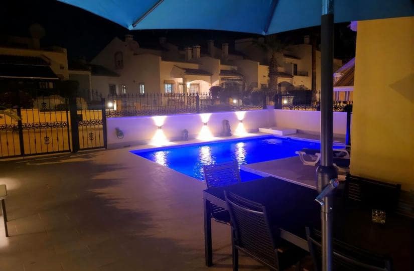 3 soveværelse Semi-Rækkehus til salg i Los Dolses med swimmingpool garage - € 375.000 (Ref: 9499942)