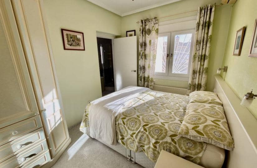 3 sovrum Semi-fristående Villa till salu i Ciudad Quesada med pool - 225 000 € (Ref: 9500260)