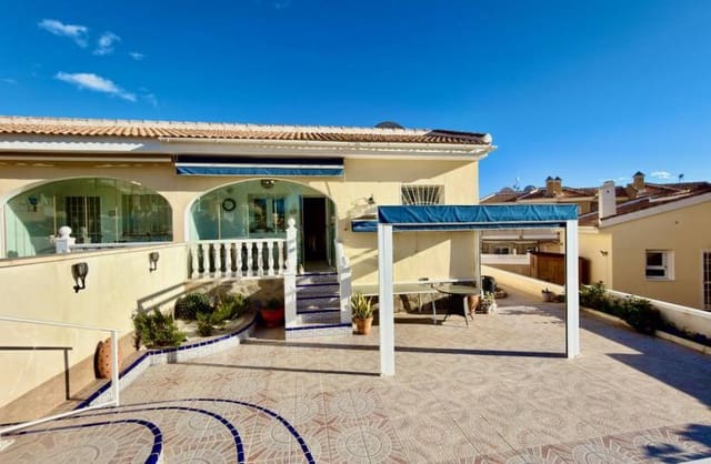 3 sovrum Semi-fristående Villa till salu i Ciudad Quesada, Rojales med pool - 225 000 € (Ref: 9500260)