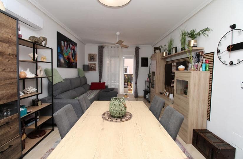 4 bedroom Semi-detached Villa for sale in San Miguel de Salinas with pool - € 239,995 (Ref: 9500262)