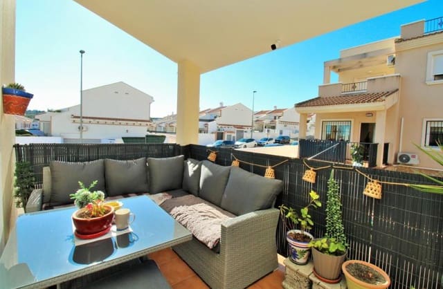 4 bedroom Semi-detached Villa for sale in San Miguel de Salinas with pool - € 239,995 (Ref: 9500262)